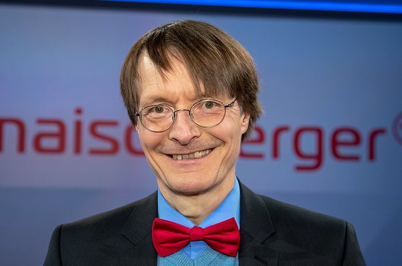Controversatul ministru al Sănătății din Germania anunță că vine, din nou, covidul Controversatul ministru al Sănătății din Germania anunță că vine, din nou, covidul