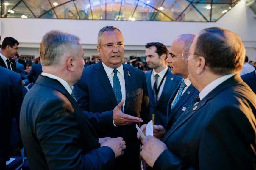 Premierul Ciucă: Jaloanele şi ţintele din PNRR să reprezinte un indicator de evaluare a performanţei şi competenţei Premierul Ciucă: Jaloanele şi ţintele din PNRR să reprezinte un indicator de evaluare a performanţei şi competenţei