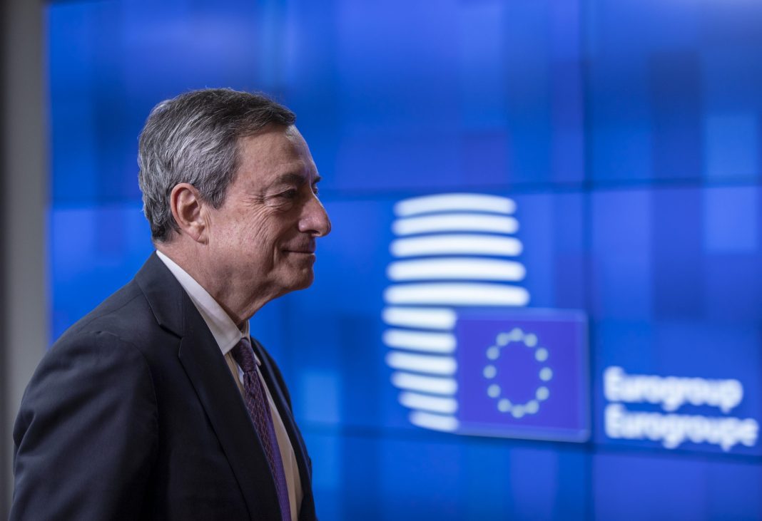Draghi: Reformele economice în UE au devenit „încă şi mai urgente” după alegerea lui Trump Draghi: Reformele economice în UE au devenit „încă şi mai urgente” după alegerea lui Trump