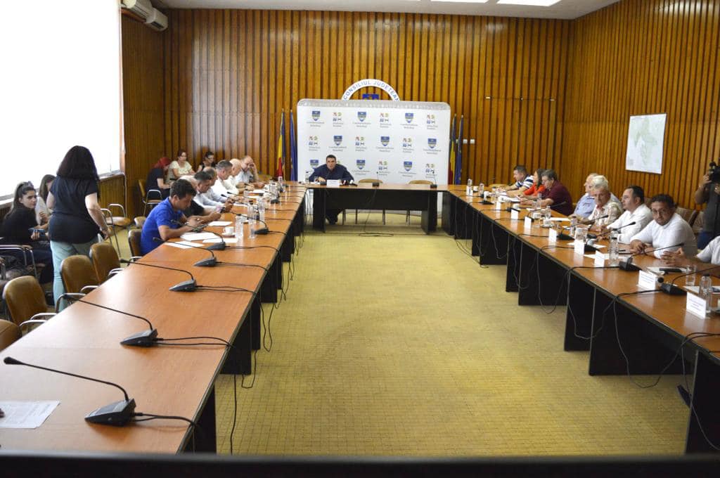 8 proiecte adoptate în ședința CJ Mehedinți 8 proiecte adoptate în ședința CJ Mehedinți