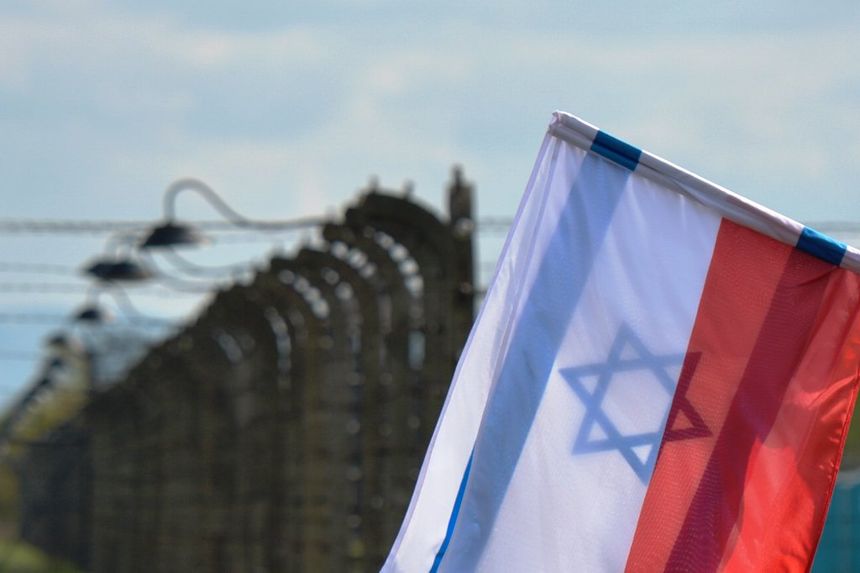 Israelul și Polonia anunță restabilirea relațiilor diplomatice după ce Varşovia a introdus anul trecut o lege care limitează capacitatea evreilor de a recupera proprietăţile confiscate de nazişti în al Doilea Război Mondial Israelul și Polonia anunță restabilirea relațiilor diplomatice după ce Varşovia a introdus anul trecut o lege care limitează capacitatea evreilor de a recupera proprietăţile confiscate de nazişti în al Doilea Război Mondial