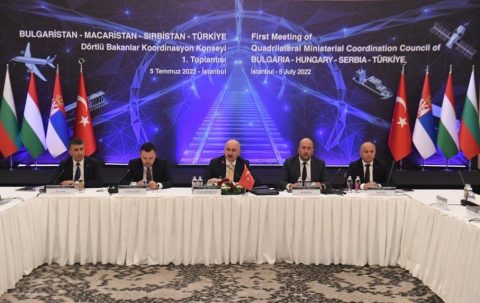Pactul Ungaria, Turcia, Serbia şi Bulgaria scoate România din joc: Ungaria vrea să devină centrul de transport de mărfuri, logistică şi distribuţie al Europei Centrale Pactul Ungaria, Turcia, Serbia şi Bulgaria scoate România din joc: Ungaria vrea să devină centrul de transport de mărfuri, logistică şi distribuţie al Europei Centrale