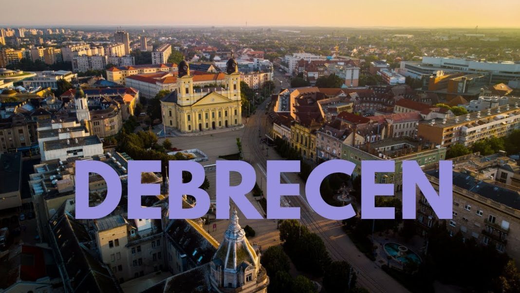 Ministrul ungar al construcţiilor şi transporturilor: Guvernul Ungariei priveşte oraşul Debrecen drept o altă capitală Ministrul ungar al construcţiilor şi transporturilor: Guvernul Ungariei priveşte oraşul Debrecen drept o altă capitală