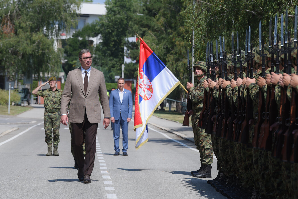 Președintele Serbiei: Occidentul spune că sunt democratice alegerile din Kosovo cu 3%.Doresc să știți că nimic ce se întâmplă nu este întâmplător, au așteptat să le predăm Kosovo și Metohija pe tavă și să le spunem că ne-am împăcat cu aceasta, că au avut dreptate că ne-au bombardat Președintele Serbiei: Occidentul spune că sunt democratice alegerile din Kosovo cu 3%.Doresc să știți că nimic ce se întâmplă nu este întâmplător, au așteptat să le predăm Kosovo și Metohija pe tavă și să le spunem că ne-am împăcat cu aceasta, că au avut dreptate că ne-au bombardat