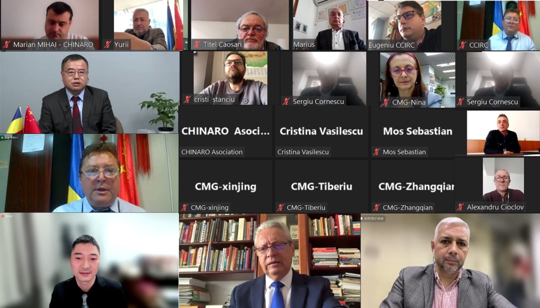 Ambasadorul României în China pledează pentru o apropiere de Beijing și o poziție nuanțată față de Rusia: Ar trebuie să îi determine pe decidenții occidentali, dar mai ales europeni „să țină cont de faptul că Rusia rămâne una dintre primele 20 de state industrializate ale lumii, cu resurse importante atât pentru nevoile interne, cât și externe”. Este nevoia de maturitate, de o regândire a dialogului, câtă vreme există fisuri în unitatea europeană Ambasadorul României în China pledează pentru o apropiere de Beijing și o poziție nuanțată față de Rusia: Ar trebuie să îi determine pe decidenții occidentali, dar mai ales europeni „să țină cont de faptul că Rusia rămâne una dintre primele 20 de state industrializate ale lumii, cu resurse importante atât pentru nevoile interne, cât și externe”. Este nevoia de maturitate, de o regândire a dialogului, câtă vreme există fisuri în unitatea europeană