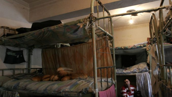 Alina Gorghiu cere companiilor să angajeze deținuți: Firmele care angajează deţinuţi nu plătesc asigurări de sănătate, asigurări sociale sau fond de şomaj Alina Gorghiu cere companiilor să angajeze deținuți: Firmele care angajează deţinuţi nu plătesc asigurări de sănătate, asigurări sociale sau fond de şomaj