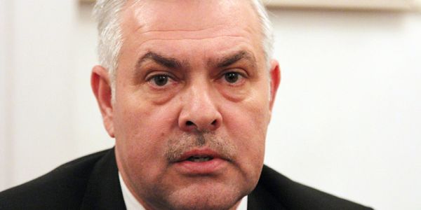Ministerul Apărării vrea miliarde de euro pentru sisteme de arme SHORAD, maşini de luptă pentru infanterie pe șenile, sisteme obuzier calibru 155 mm de nivel batalion, rachete aer-aer dirijate radar cu rază medie de acţiune, precum şi cu infraroşu cu rază scurtă de acţiune Ministerul Apărării vrea miliarde de euro pentru sisteme de arme SHORAD, maşini de luptă pentru infanterie pe șenile, sisteme obuzier calibru 155 mm de nivel batalion, rachete aer-aer dirijate radar cu rază medie de acţiune, precum şi cu infraroşu cu rază scurtă de acţiune