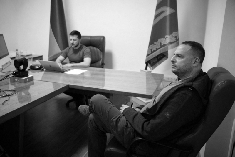 Fostul consilier al lui Zelenski: Ucraina va fi împărțită in 3 Fostul consilier al lui Zelenski: Ucraina va fi împărțită in 3