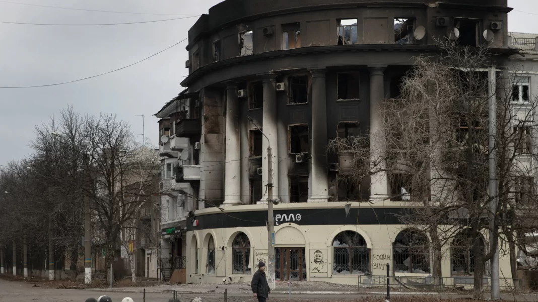 Zelenski: Trupele ruseşti vor avea „drum deschis” pentru a cuceri oraşe cheie din estul Ucrainei dacă vor prelua controlul asupra Bahmut Zelenski: Trupele ruseşti vor avea „drum deschis” pentru a cuceri oraşe cheie din estul Ucrainei dacă vor prelua controlul asupra Bahmut