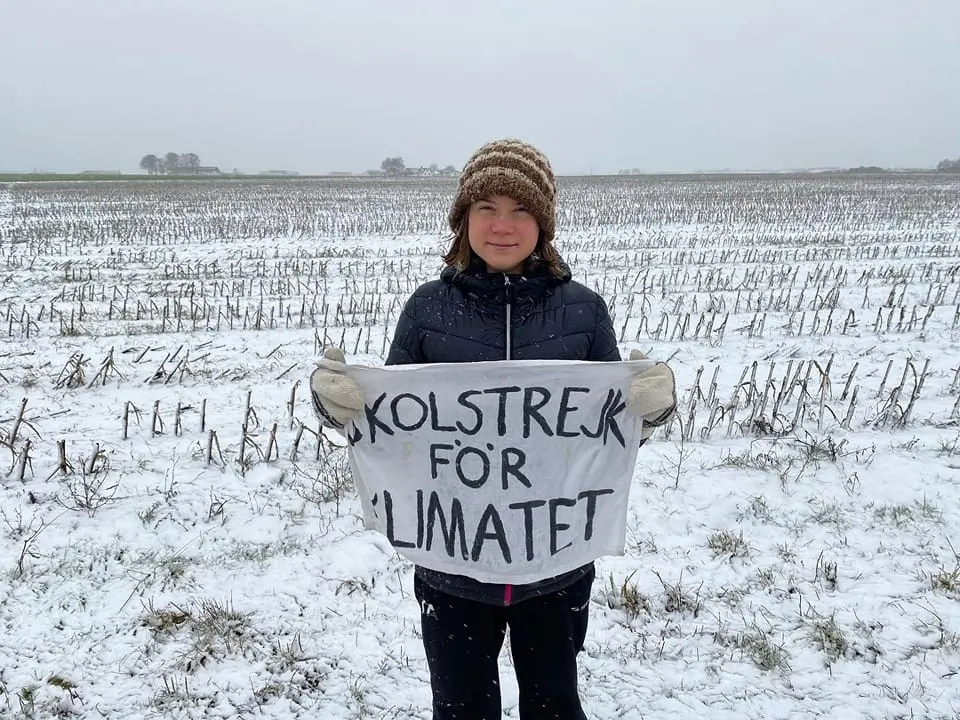 Greta și un europarlamentar român vor să ii distrugă pe agricultori Greta și un europarlamentar român vor să ii distrugă pe agricultori
