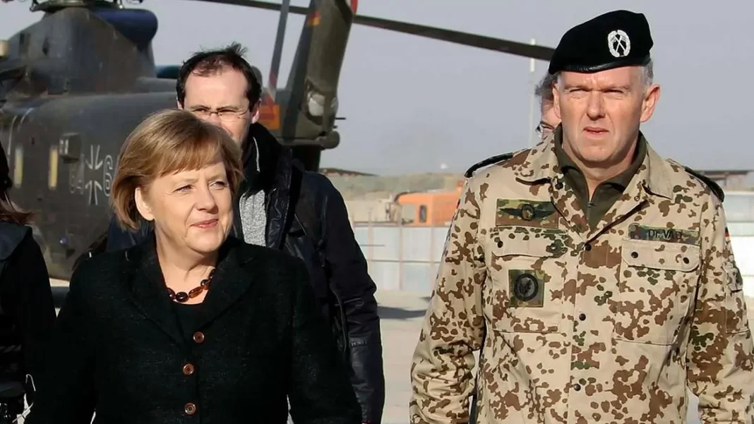 Fostul consilier militar al lui Merkel: Planurile SUA de a desfășura rachete cu rază medie de acțiune în Germania ar putea duce la riscul unui război nuclear în Europa Fostul consilier militar al lui Merkel: Planurile SUA de a desfășura rachete cu rază medie de acțiune în Germania ar putea duce la riscul unui război nuclear în Europa