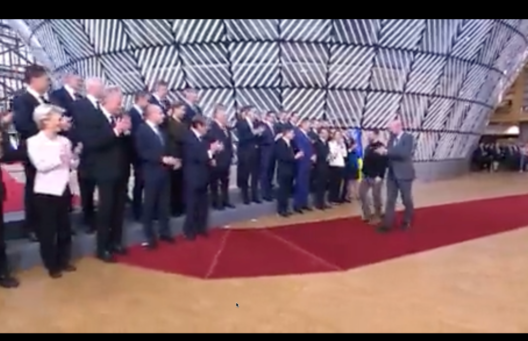 VIDEO/3 LIDERI EUROPENI NU L-AU APLAUDAT PE ZELENSKI LA BRUXELLES: ORBAN, NEHAMMER ȘI IOHANNIS VIDEO/3 LIDERI EUROPENI NU L-AU APLAUDAT PE ZELENSKI LA BRUXELLES: ORBAN, NEHAMMER ȘI IOHANNIS