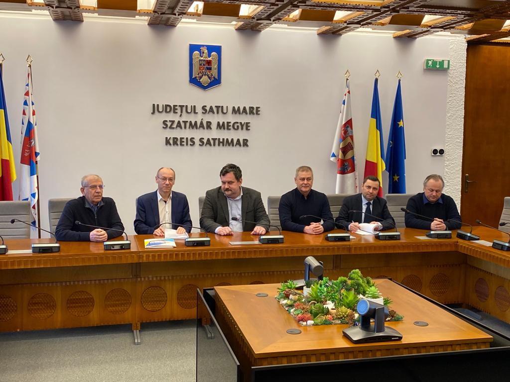 UTI CFM va instala un sistem de securitate fizică de ultimă generație pe Aeroportul Internațional Satu Mare UTI CFM va instala un sistem de securitate fizică de ultimă generație pe Aeroportul Internațional Satu Mare