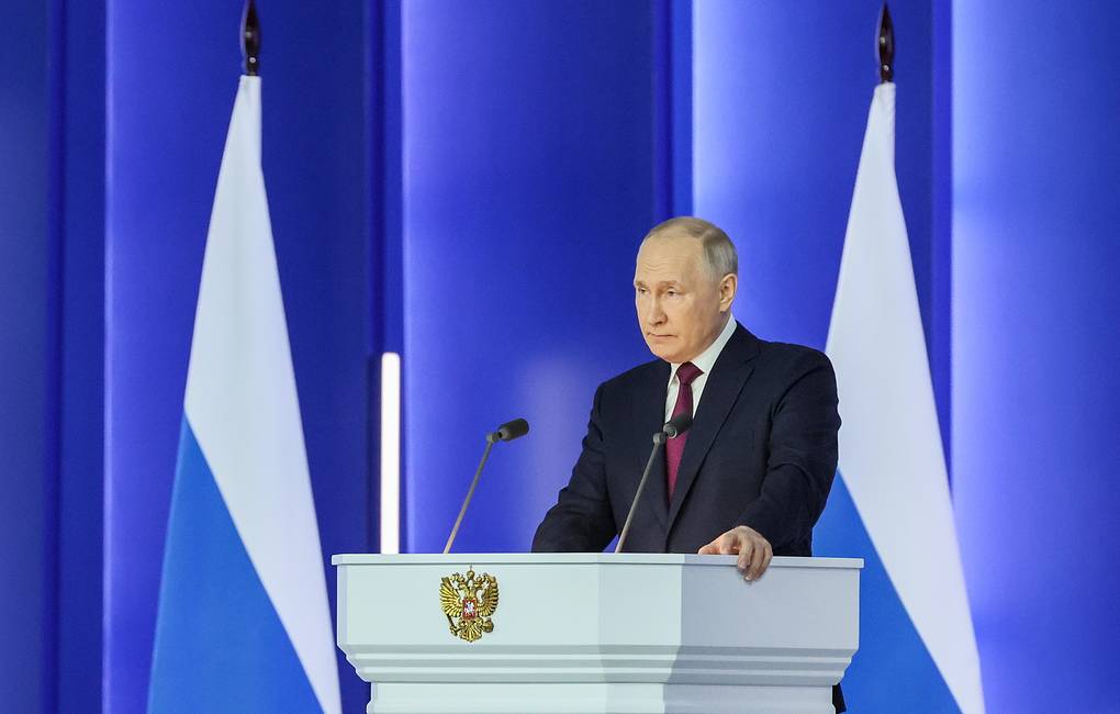 Putin: Rusia a dorit să rezolve conflictul din Ucraina pe cale paşnică, dar ţările occidentale au pregătit un „scenariu diferit” pe la spatele ei Putin: Rusia a dorit să rezolve conflictul din Ucraina pe cale paşnică, dar ţările occidentale au pregătit un „scenariu diferit” pe la spatele ei