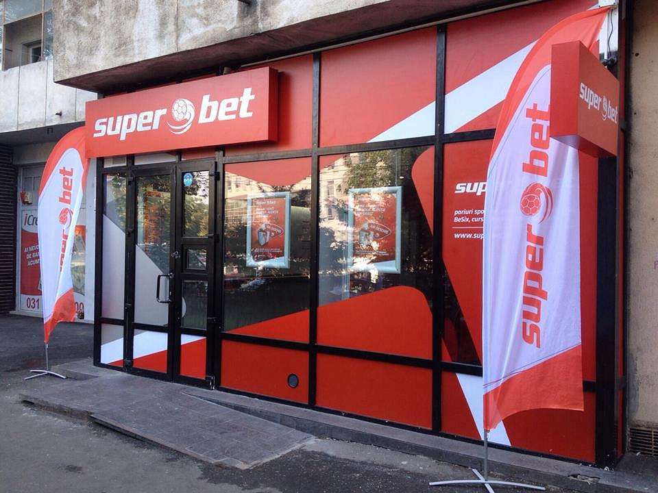 Fratele Ursulei von der Leyen, noul șef al Superbet cu afaceri și în România Fratele Ursulei von der Leyen, noul șef al Superbet cu afaceri și în România