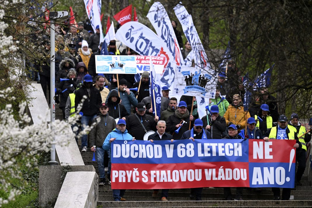 Austeritatea lovește Cehia Austeritatea lovește Cehia