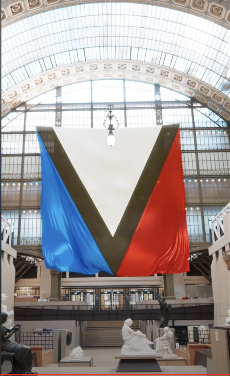 VIDEO/Consilierul lui Zelenski acuză Louis Vuitton de propagandă rusă VIDEO/Consilierul lui Zelenski acuză Louis Vuitton de propagandă rusă