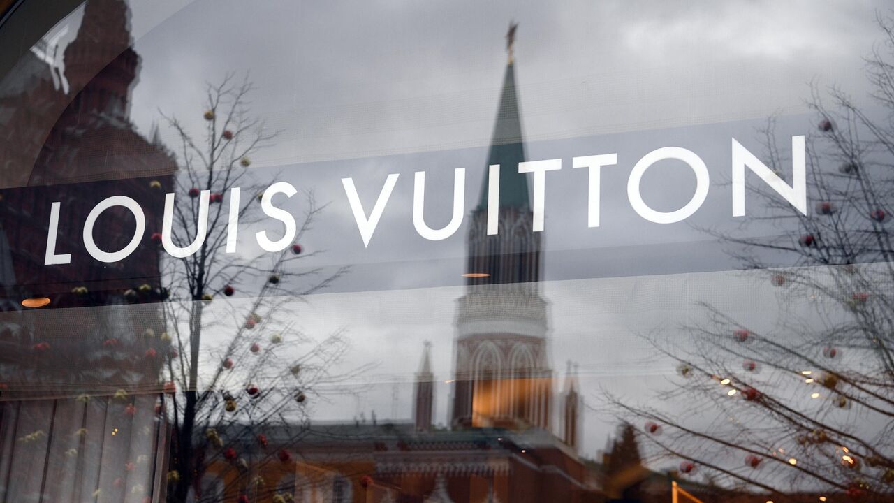 VUITTON