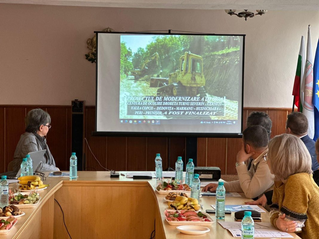 Șeful CJ Mehedinți în Bulgaria la finalul proiectului Fluidizarea traficului în zona transfrontalieră a Dunării Șeful CJ Mehedinți în Bulgaria la finalul proiectului Fluidizarea traficului în zona transfrontalieră a Dunării