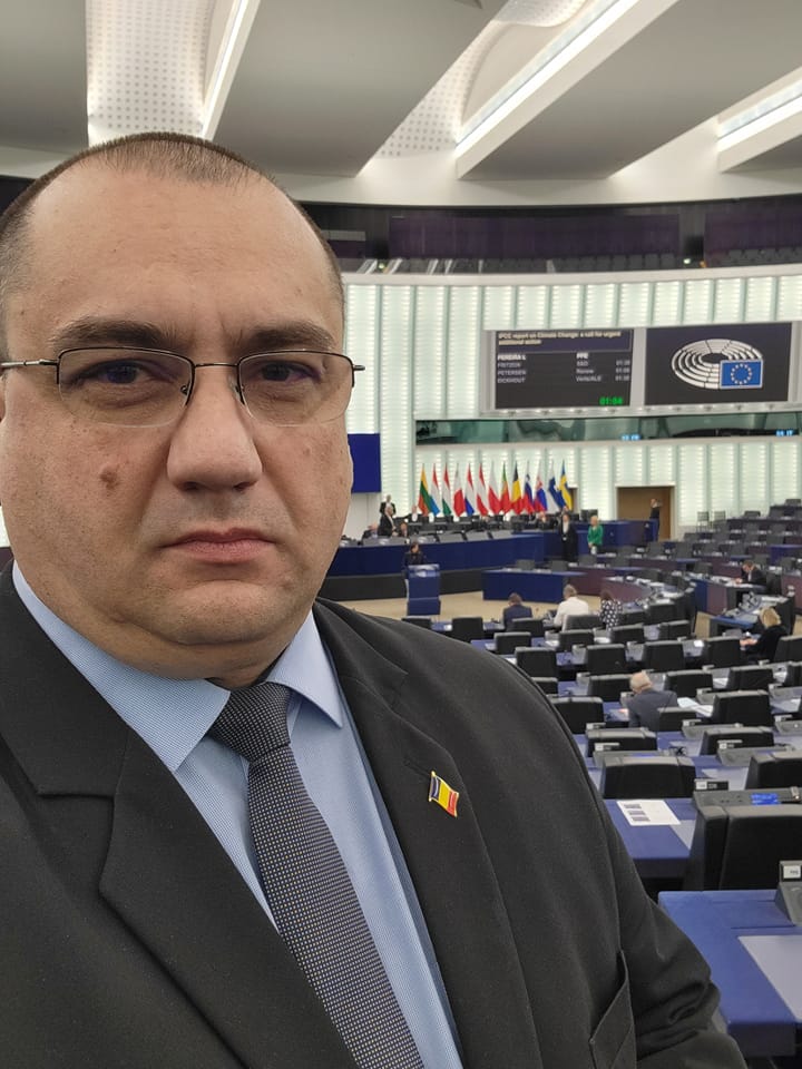 La propunerea europarlamentarului Cristian Terheș, Grupul ECR – pentru prima dată în Parlamentul European – „recunoaște Mitropolia Ortodoxă a Basarabiei ca victimă a opresiunii sovietice” La propunerea europarlamentarului Cristian Terheș, Grupul ECR – pentru prima dată în Parlamentul European – „recunoaște Mitropolia Ortodoxă a Basarabiei ca victimă a opresiunii sovietice”