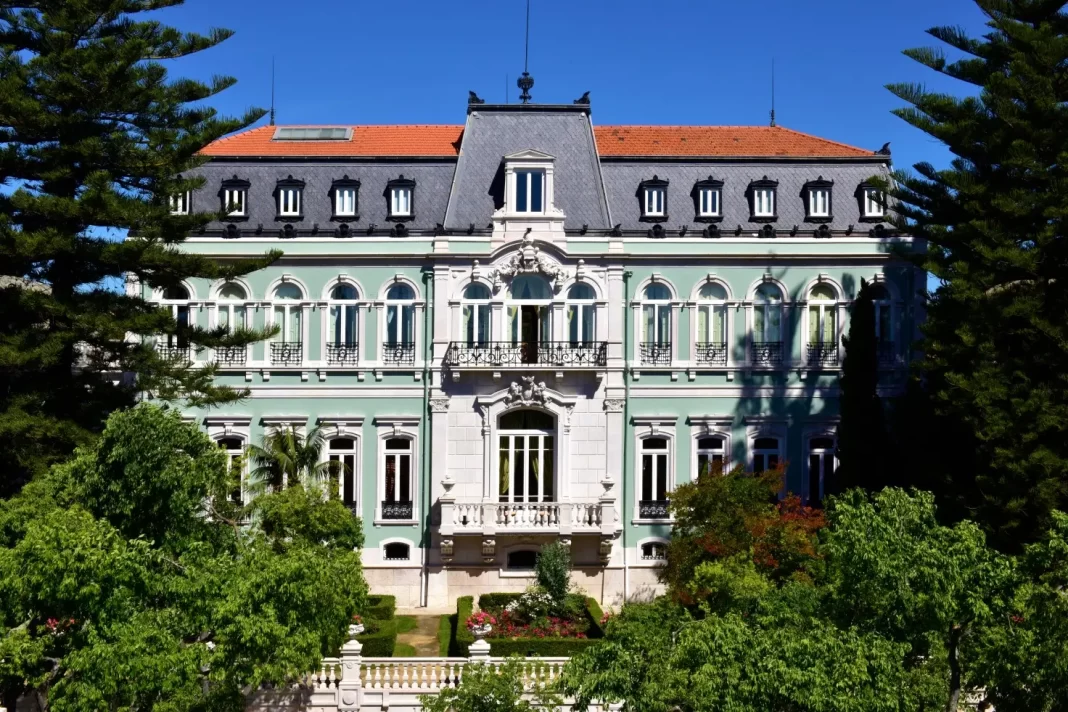 Ministrul de externe ucrainean la reuniunea grupului Bilderberg Ministrul de externe ucrainean la reuniunea grupului Bilderberg