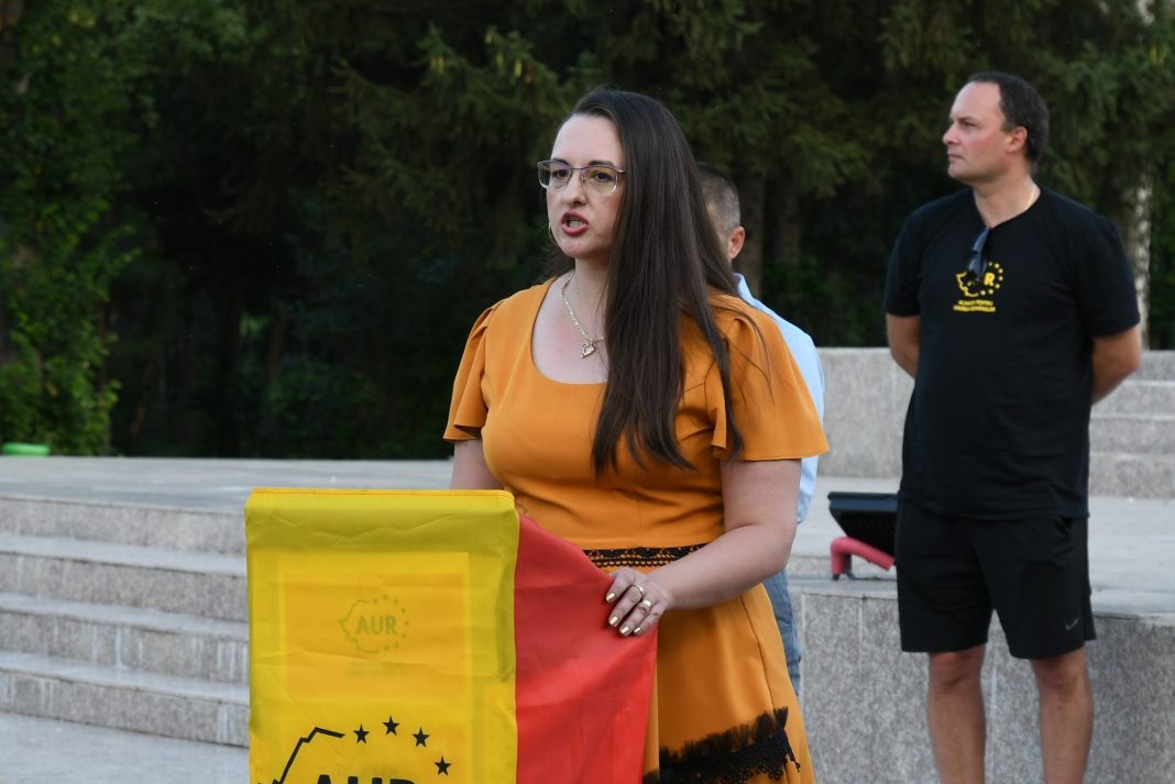 Ex-aurista campioană la contracte cu instituții publice Ex-aurista campioană la contracte cu instituții publice