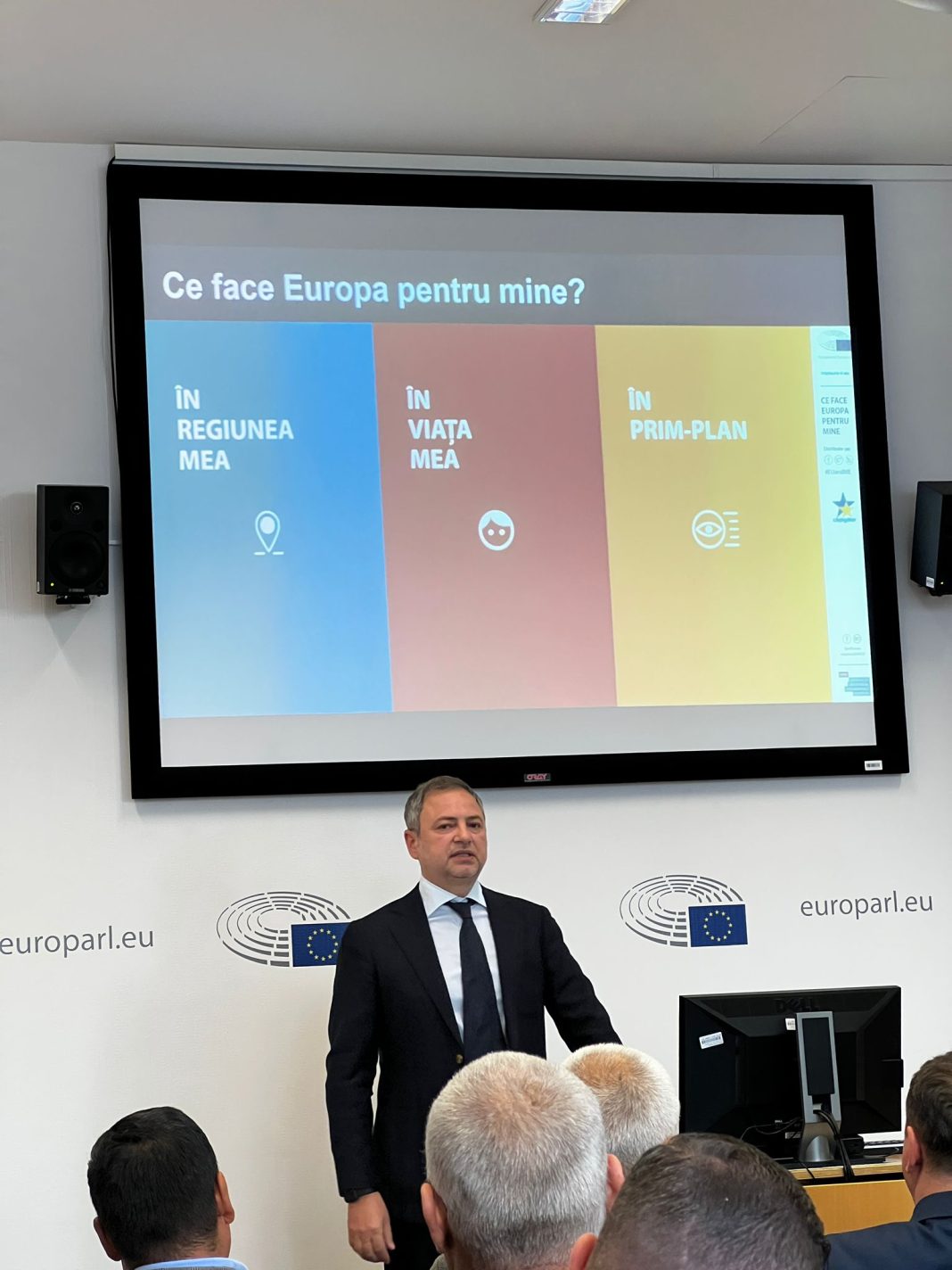Europarlamentarul Dan Motreanu i-a adus în Parlamentul European pe reprezentanții administrației liberale din Giurgiu: Am discutat despre fondurile UE pe care România le poate accesa. Am pus accent pe folosirea fondurilor europene pentru ca România să reducă decalajele față de țările mai dezvoltate ale Uniunii Europene Europarlamentarul Dan Motreanu i-a adus în Parlamentul European pe reprezentanții administrației liberale din Giurgiu: Am discutat despre fondurile UE pe care România le poate accesa. Am pus accent pe folosirea fondurilor europene pentru ca România să reducă decalajele față de țările mai dezvoltate ale Uniunii Europene