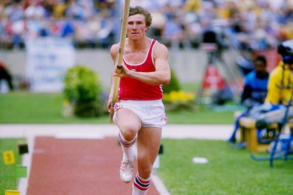 Comitetul Olimpic al Ucrainei vrea să îl execute pe legendarul Serghei Bubka Comitetul Olimpic al Ucrainei vrea să îl execute pe legendarul Serghei Bubka