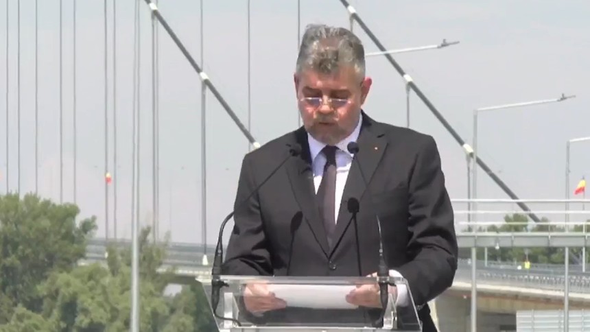 Premierul Ciolacu la inaugurarea podului peste Dunăre: Cele 500 de milioane de euro investite în pod s-au întors, în mare parte, în economia românească Premierul Ciolacu la inaugurarea podului peste Dunăre: Cele 500 de milioane de euro investite în pod s-au întors, în mare parte, în economia românească