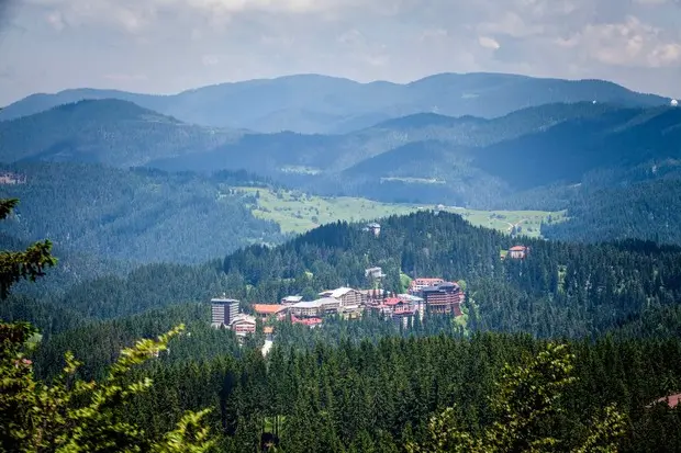 În timp ce România bate pasul pe loc, bulgarii isi dezvoltă stațiunile balneo: Creștere de 12% a turiștilor În timp ce România bate pasul pe loc, bulgarii isi dezvoltă stațiunile balneo: Creștere de 12% a turiștilor