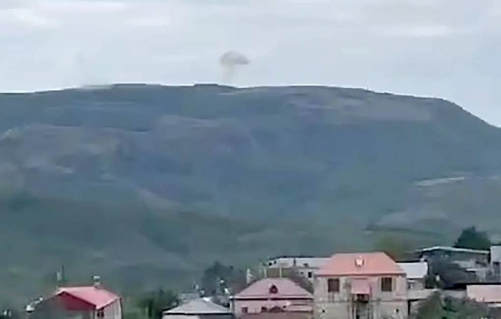 Revoltă în capitala Armeniei după ce azerii au început o operațiunea militară în Nagarno-Karabah Revoltă în capitala Armeniei după ce azerii au început o operațiunea militară în Nagarno-Karabah