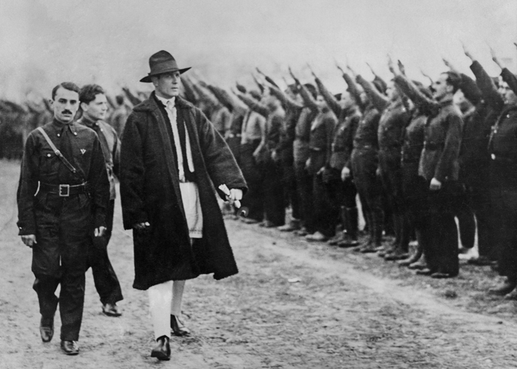 Fostul ministru de interne țărănist Dejeu: Trebuie să se facă o diferență între două curente legionare care au activat în România Fostul ministru de interne țărănist Dejeu: Trebuie să se facă o diferență între două curente legionare care au activat în România