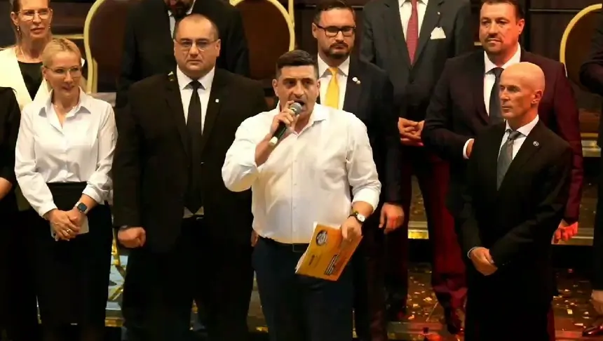 George Simion: Mesajul nostru către Europa: nu suntem ruda săracă! Umilinţa Schengen pe care ne-aţi dat-o voi o să fie plătită scump George Simion: Mesajul nostru către Europa: nu suntem ruda săracă! Umilinţa Schengen pe care ne-aţi dat-o voi o să fie plătită scump