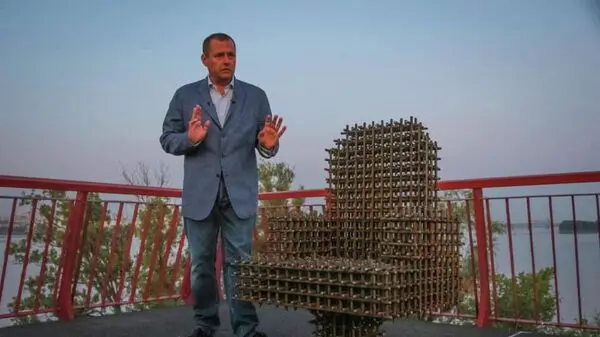 Primarul orașului ucrainean i-a înjurat pe oamenii care s-au adunat la un miting Primarul orașului ucrainean i-a înjurat pe oamenii care s-au adunat la un miting