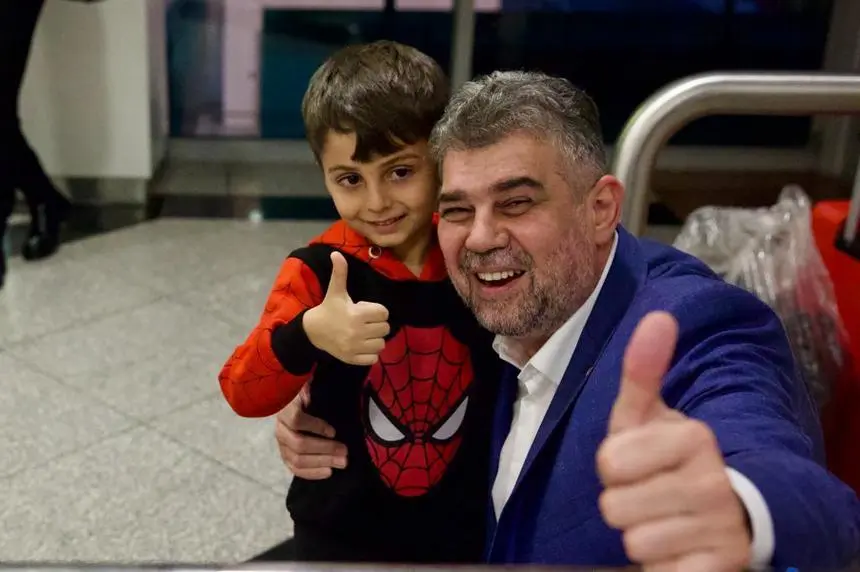 Ciolacu: Am fost copleşit să văd bucuria şi speranţa din ochii copiilor care au scăpat din infernul din Gaza. În seara asta vor dormi în România, în siguranţă! Ciolacu: Am fost copleşit să văd bucuria şi speranţa din ochii copiilor care au scăpat din infernul din Gaza. În seara asta vor dormi în România, în siguranţă!