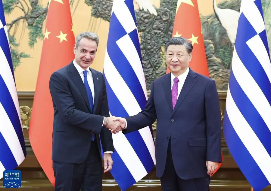 Grecia mută cu China Grecia mută cu China