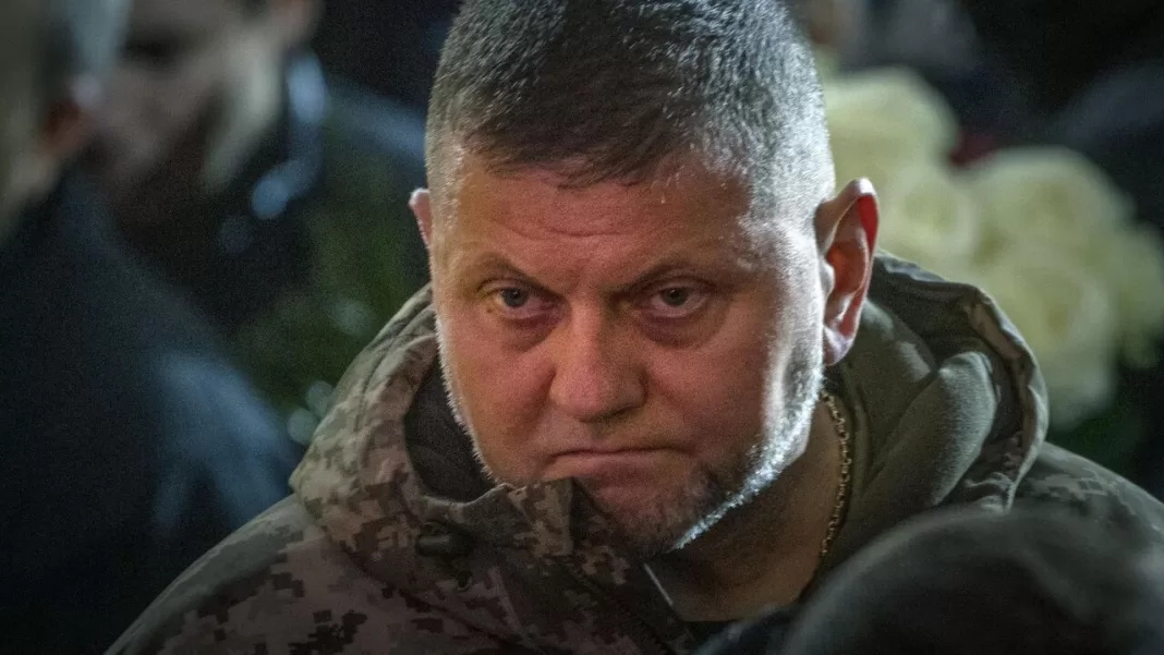 Război la vârful Armatei ucrainiene: Un general îl desființează pe șeful Armatei Război la vârful Armatei ucrainiene: Un general îl desființează pe șeful Armatei