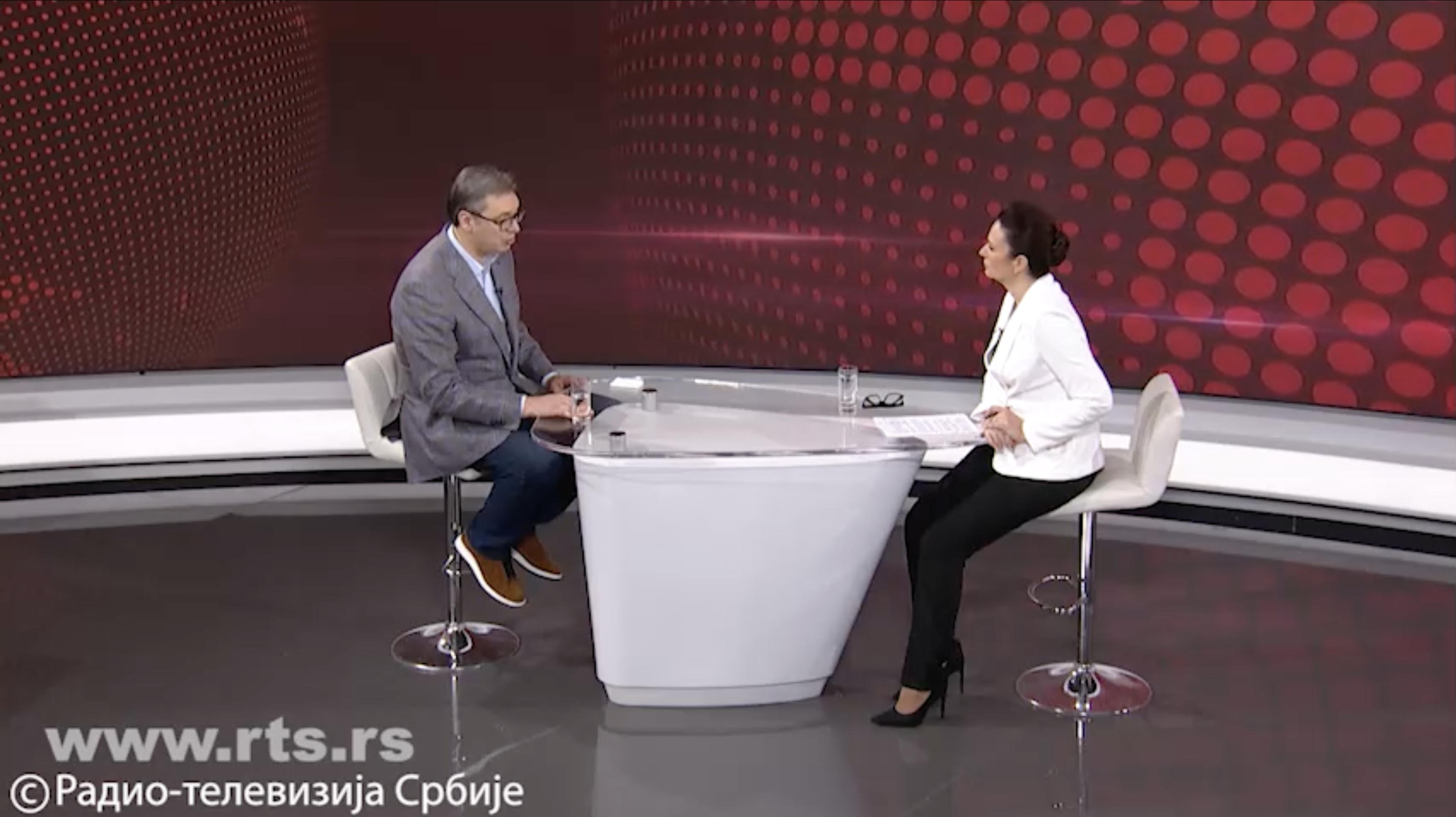 Captură de ecran din 2023-12-18 la 22.38.28