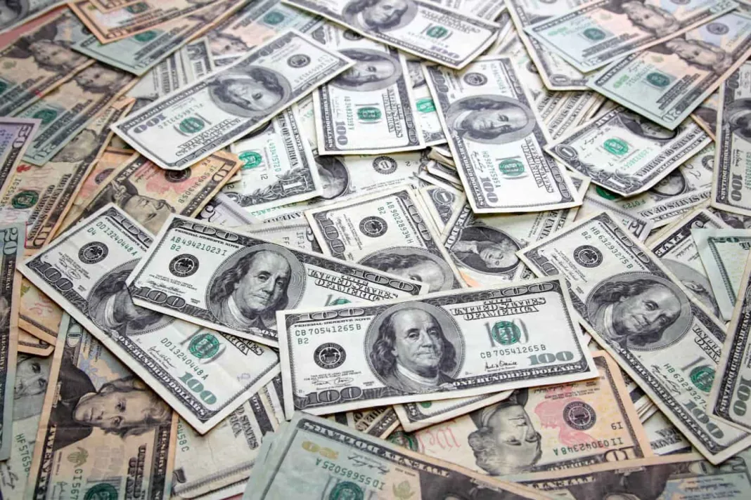 Statele Unite și țările europene vor trebui să investească încă 23,6 trilioane de dolari în următorii 25 de ani pentru a se detașa de China Statele Unite și țările europene vor trebui să investească încă 23,6 trilioane de dolari în următorii 25 de ani pentru a se detașa de China