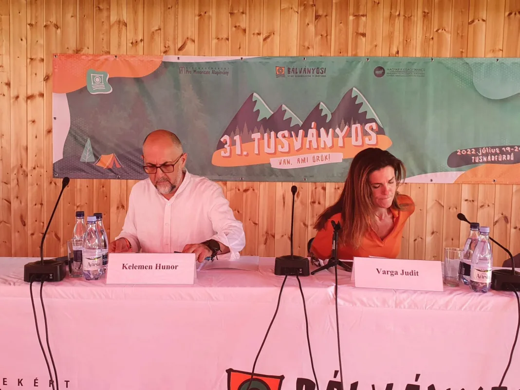 Kelemen Hunor in Voivodina: Noi, maghiarii, trebuie să fim luaţi în calcul şi în deceniul următor, peste tot în Bazinul Carpatic Kelemen Hunor in Voivodina: Noi, maghiarii, trebuie să fim luaţi în calcul şi în deceniul următor, peste tot în Bazinul Carpatic
