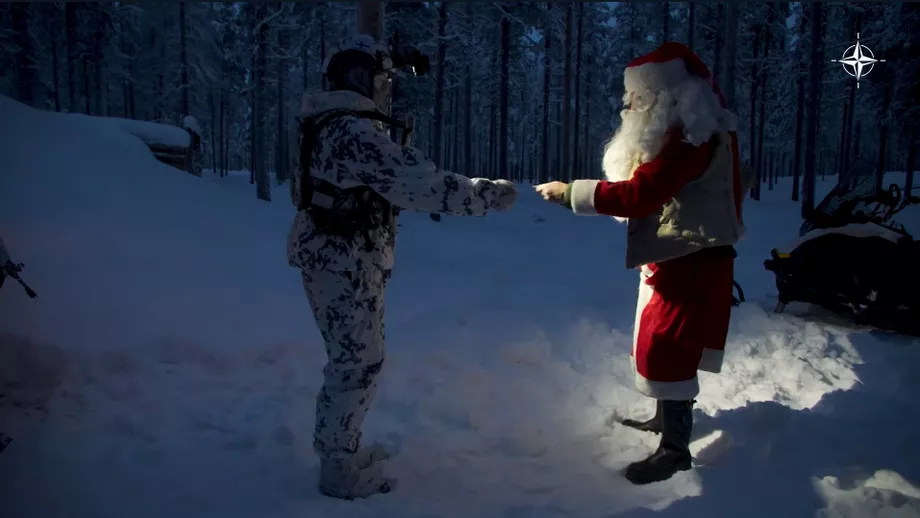 Cum și-au pus americanii in cap pe finlandezi cu o felicitare NATO de Crăciun Cum și-au pus americanii in cap pe finlandezi cu o felicitare NATO de Crăciun
