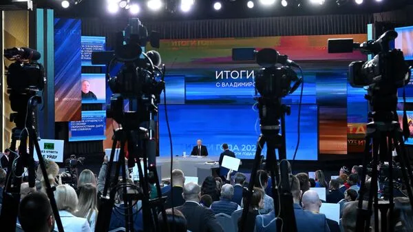 Putin: Mulți politicieni europeni se comportă ca Mareșalul Petain Putin: Mulți politicieni europeni se comportă ca Mareșalul Petain