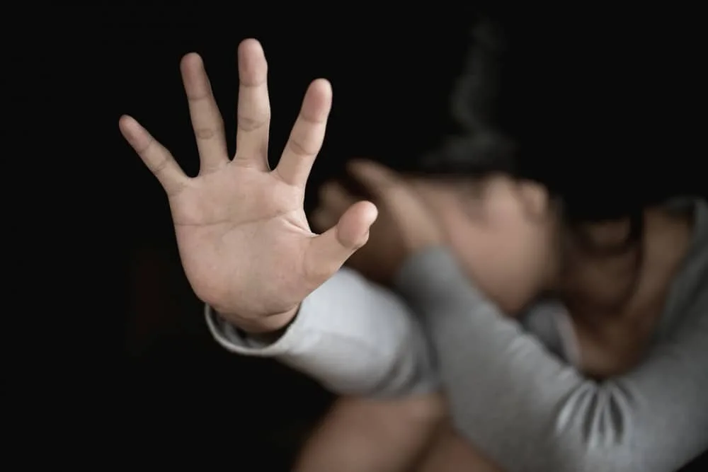 Un profesor de la Sf.Sava a violat 2 minori Un profesor de la Sf.Sava a violat 2 minori