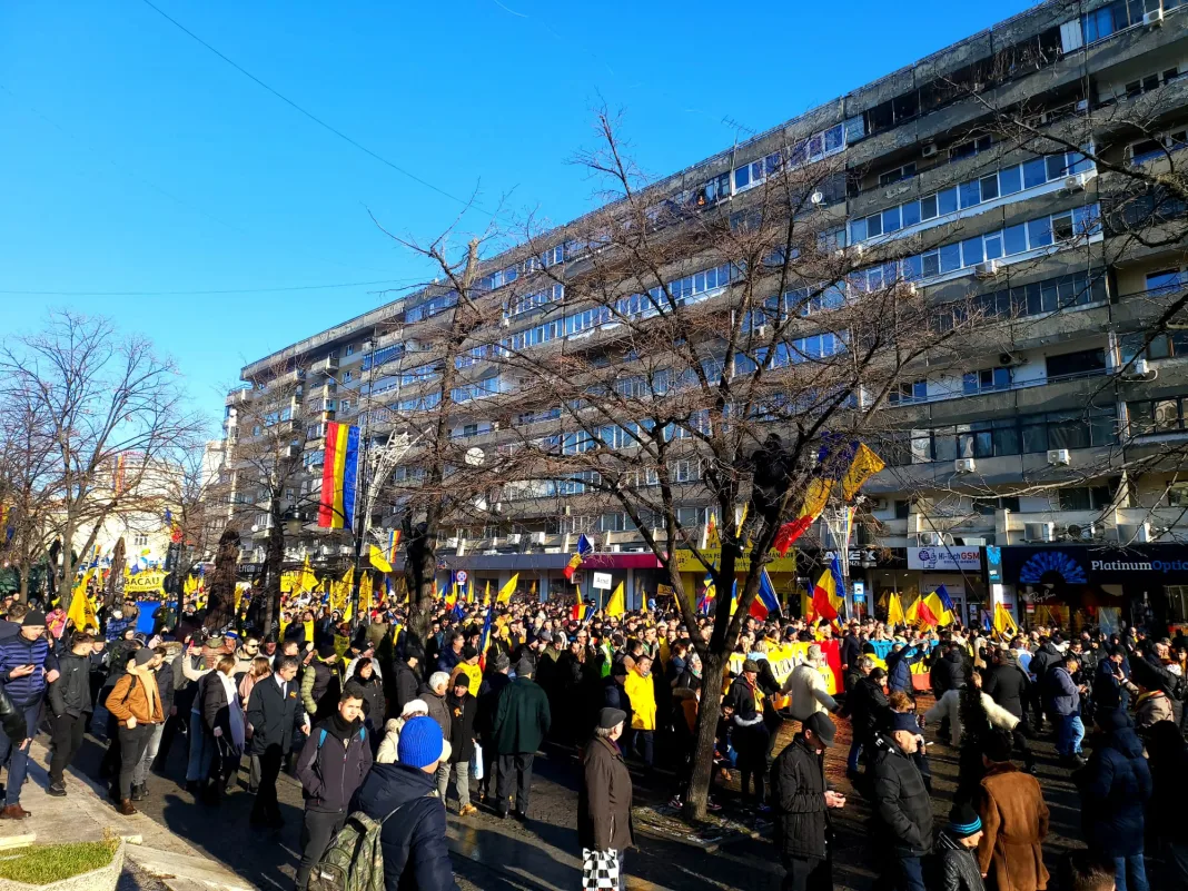 Marș cu peste 4000 de persoane organizat de AUR la Iași Marș cu peste 4000 de persoane organizat de AUR la Iași