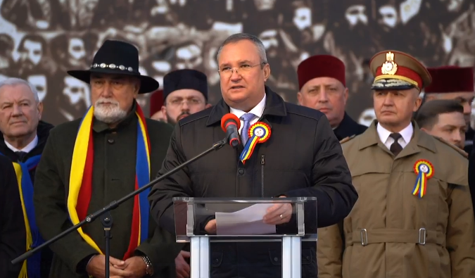 Ciucă, la manifestările de la Focşani: Sunt lucruri care ne despart, dar ceea ce trebuie să ne unească pe toţii este credinţa în valorile naţionale şi conştiinţa apartenenţei la civilizaţia europeană Ciucă, la manifestările de la Focşani: Sunt lucruri care ne despart, dar ceea ce trebuie să ne unească pe toţii este credinţa în valorile naţionale şi conştiinţa apartenenţei la civilizaţia europeană