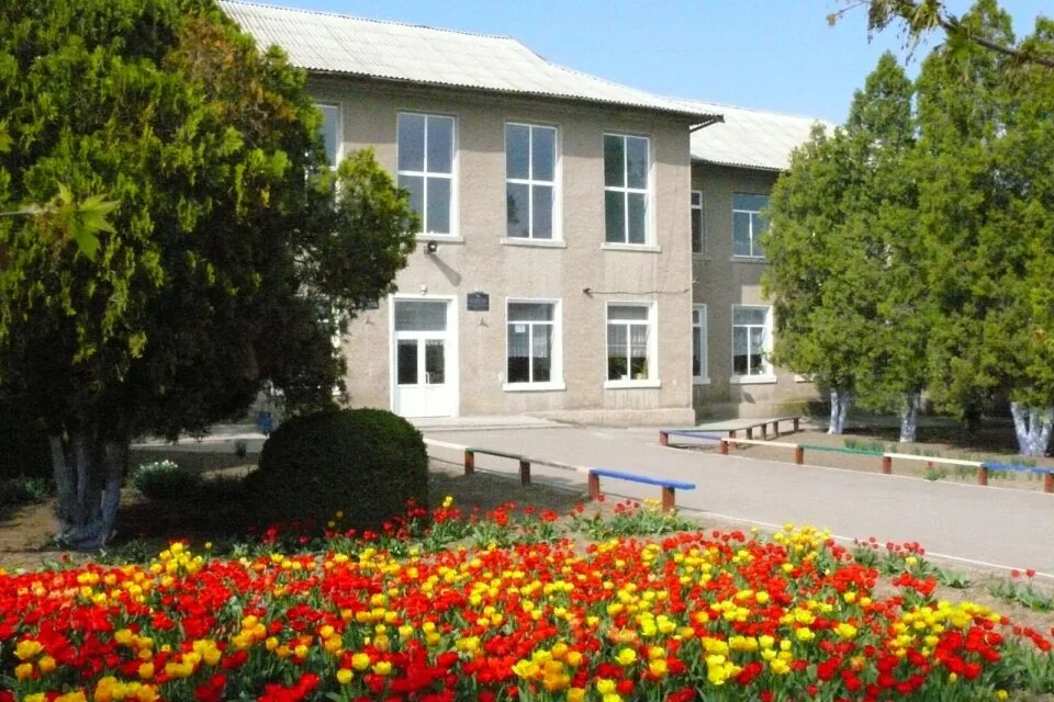 Ucrainienii refuză Liceul „Ștefan cel Mare și Sfânt” in raionul Ismail, regiunea Odesa Ucrainienii refuză Liceul „Ștefan cel Mare și Sfânt” in raionul Ismail, regiunea Odesa