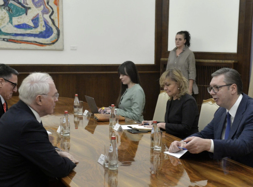Președintele Serbiei i-a spus ambasadorul american că este dezamăgit de SUA Președintele Serbiei i-a spus ambasadorul american că este dezamăgit de SUA