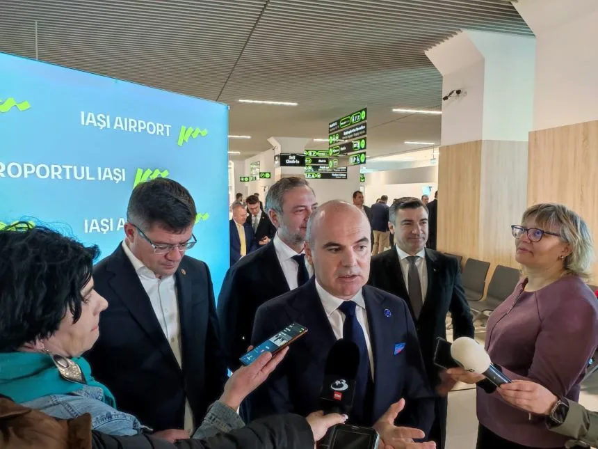 Rareş Bogdan, la inaugurarea noului terminal al Aeroportului Iaşi: S-au luat 82 milioane de euro pentru a dezvolta cel mai modern terminal din România Rareş Bogdan, la inaugurarea noului terminal al Aeroportului Iaşi: S-au luat 82 milioane de euro pentru a dezvolta cel mai modern terminal din România