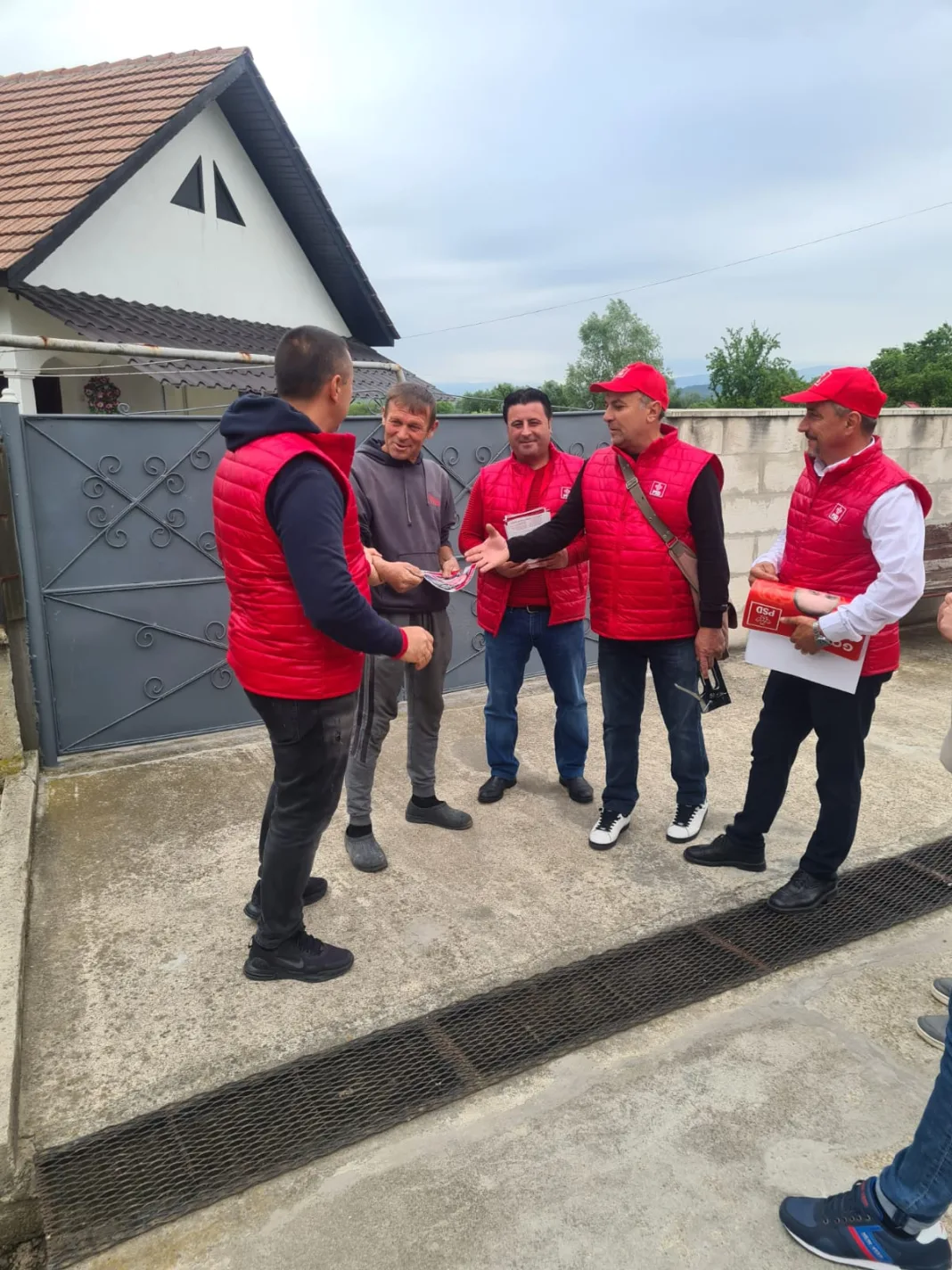 Mihai JEGA – ALBENI, candidatul susținut de oameni la funcția de primar! Mihai JEGA – ALBENI, candidatul susținut de oameni la funcția de primar!