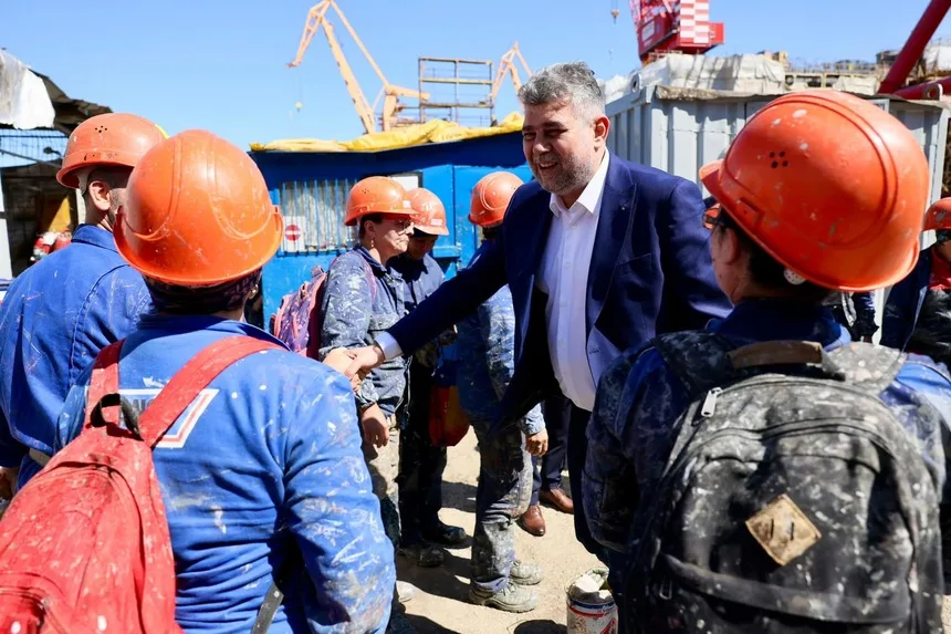 Ciolacu, răspuns lui Geoană: Dacă vrea, îi reamintesc şi ce a făcut în PSD şi cu ce grupuri mafiote a vrut să fie preşedintele României Ciolacu, răspuns lui Geoană: Dacă vrea, îi reamintesc şi ce a făcut în PSD şi cu ce grupuri mafiote a vrut să fie preşedintele României